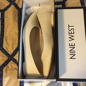 Comfortable dressy flats